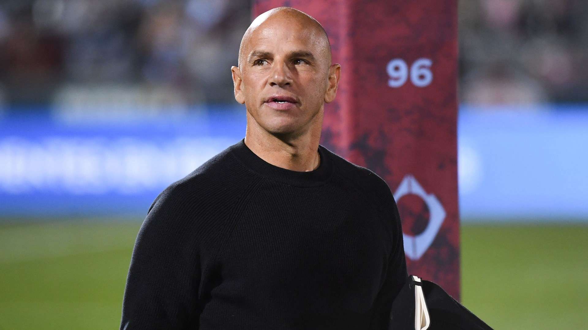 受到足球的 受到足球的